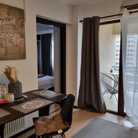 Lovely & Comfy, Central Apt In Iasi Ngoại thất bức ảnh